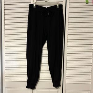 Lululemon “Ready to Rulu High Rise Jogger” black women’s size 12